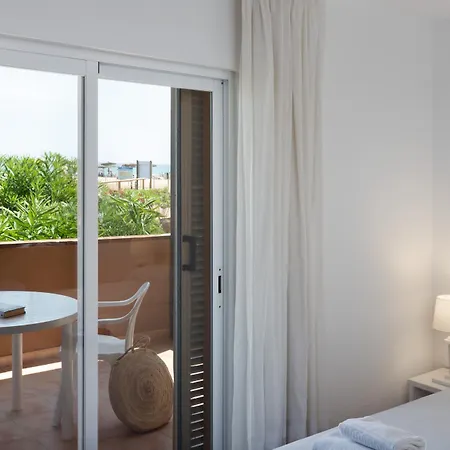& Golf Apartment *