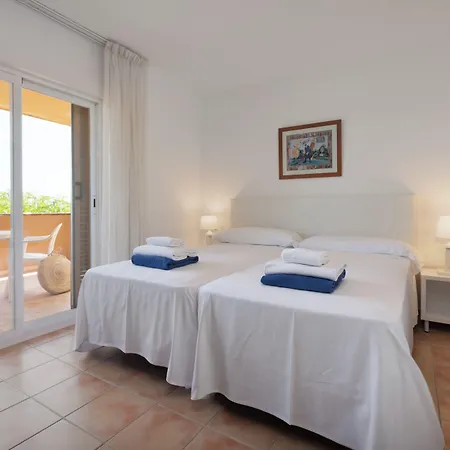 & Golf Apartment *